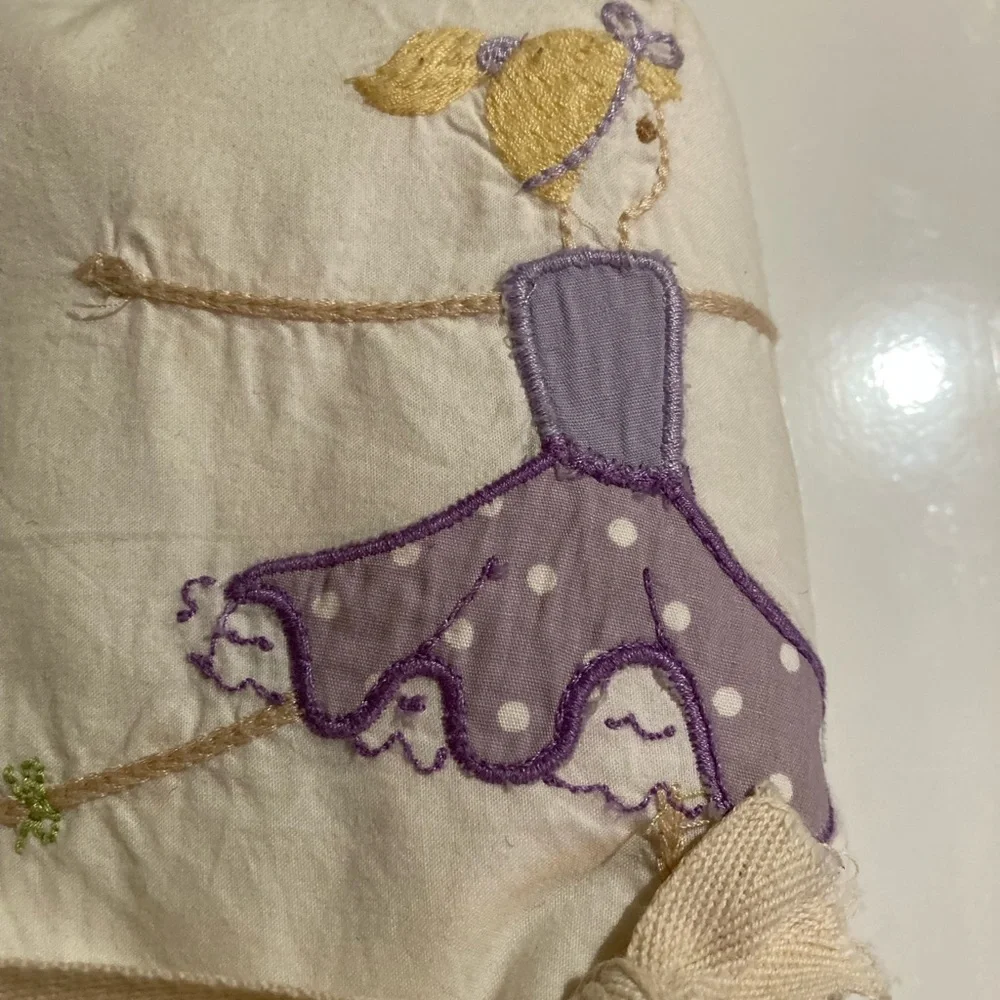 Pottery barn kids New Duvet cover (white with ballerina design / print)
